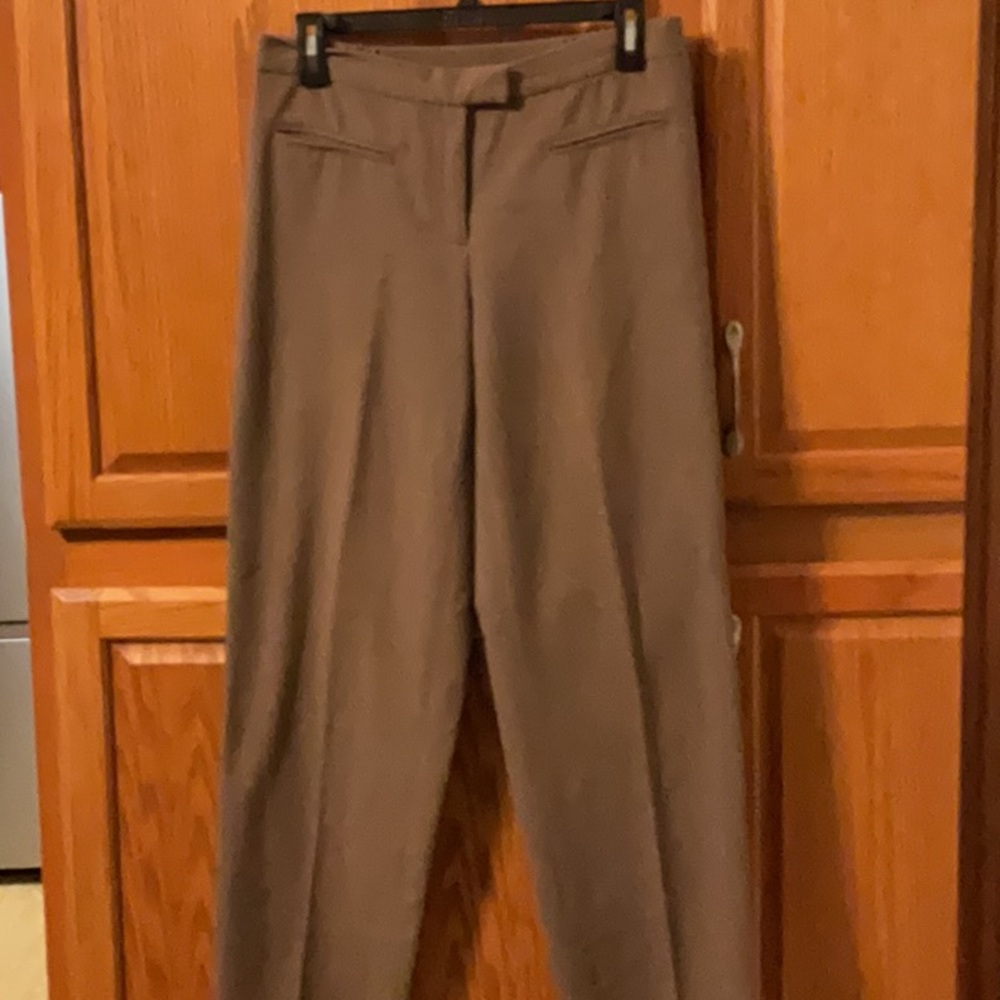 Gently used ladies Ruby Rd brown dress pants size 6 petite